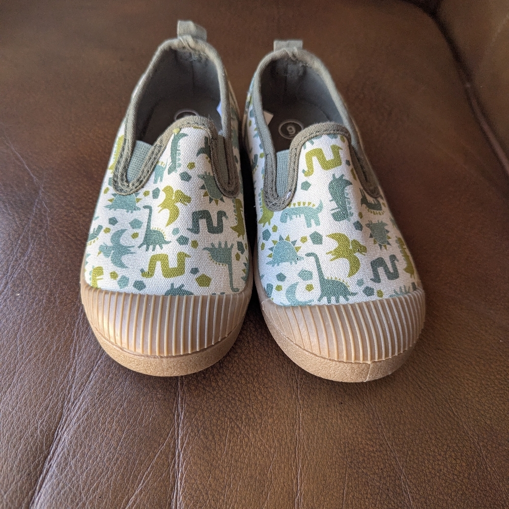 Cat & Jack Dinosaur Print Slip-On Sneakers - Green and Gray
